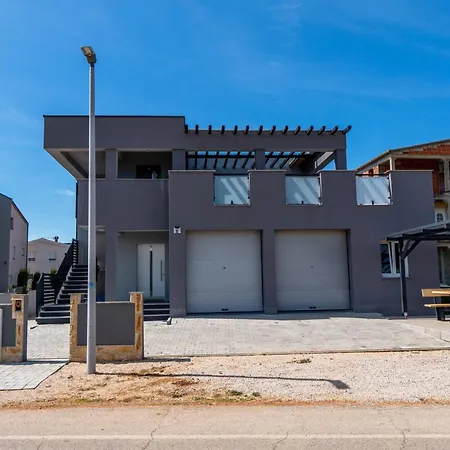 Zilajkovic Апартаменты Вир