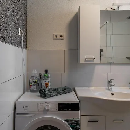 Zilajkovic Lejlighed Vir